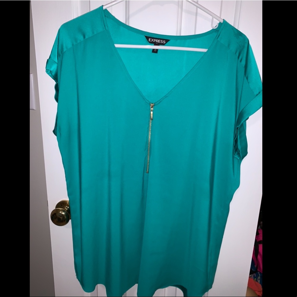 EXPRESS—Teal cap sleeved top